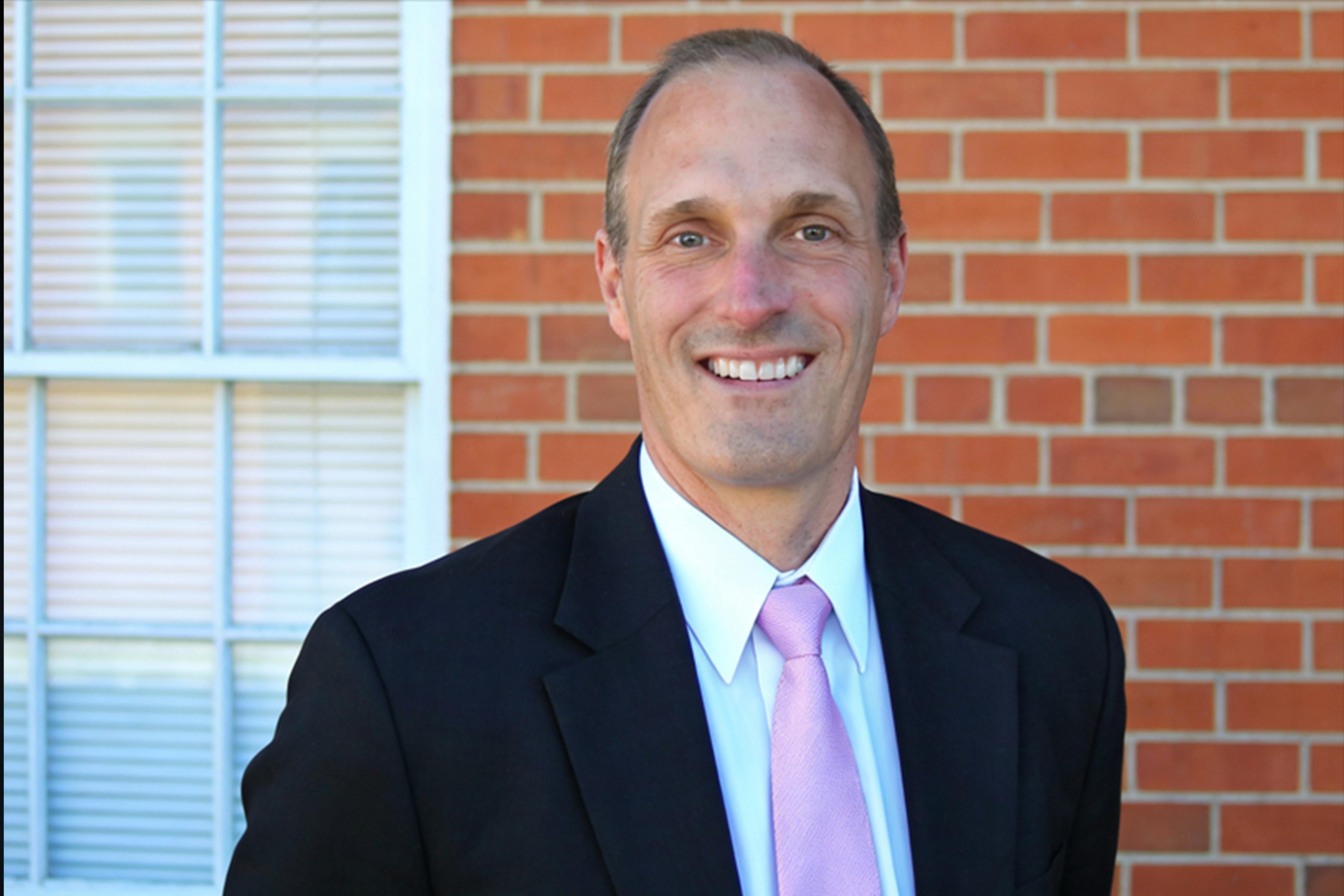 Eric Hegedus 埃里克 赫杰达斯